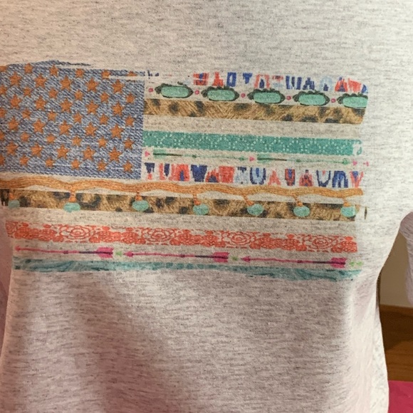 Graphic tee - Picture 3 of 3